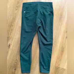 Fabletic’s High Waist Power Hold capris. Size med.